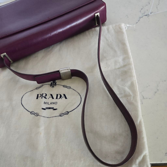 Vintage Prada Purple Leather Flap Shoulder Bag w/ Dustbag and Authenticity cards - Picture 16 of 16